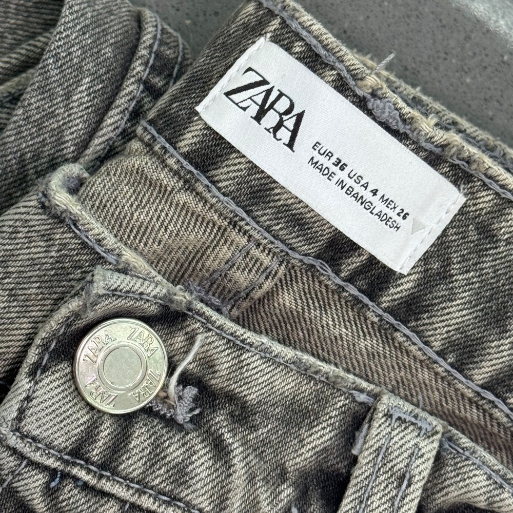 ZARA LOW-RISE TRF BOYFRIEND JEANS